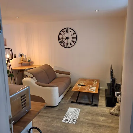 T2 D'une Chambre Proche Du Port