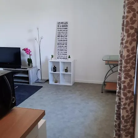 T2 D'une Chambre Proche Du Port Appartement *